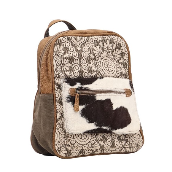 Myra Bag Clique Backpack Women Fur Brown White Black Leather Medium Thin Straps